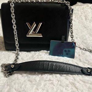 Louis Vuitton black twist MM